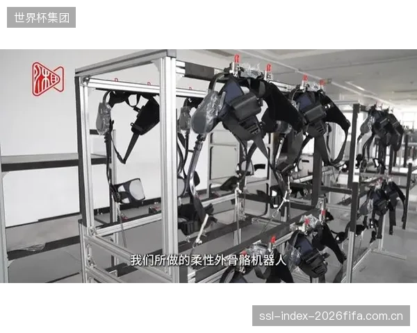 随着柔性传感器和新型致动材料的成熟,笨重的外骨骼将被轻便的智能运动服装取代,进入大众消费市场 随着柔性传感器和新型致动材料的成熟,笨重的外骨骼将被轻便的智能运动服装取代,进入大众消费市场